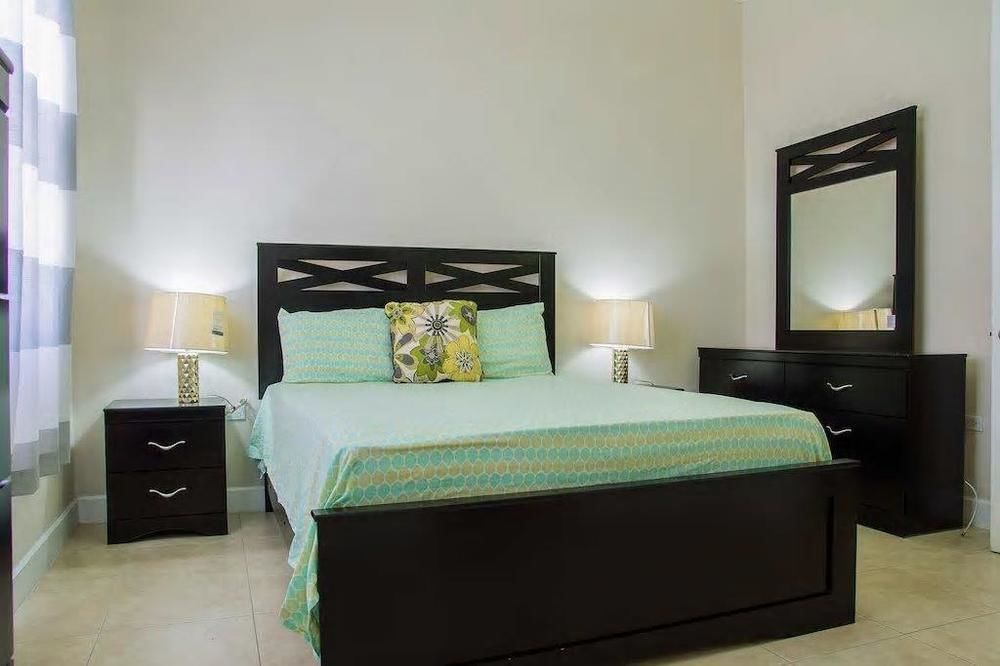 New Kingston Guest Apt At Sonoma Estate מראה חיצוני תמונה