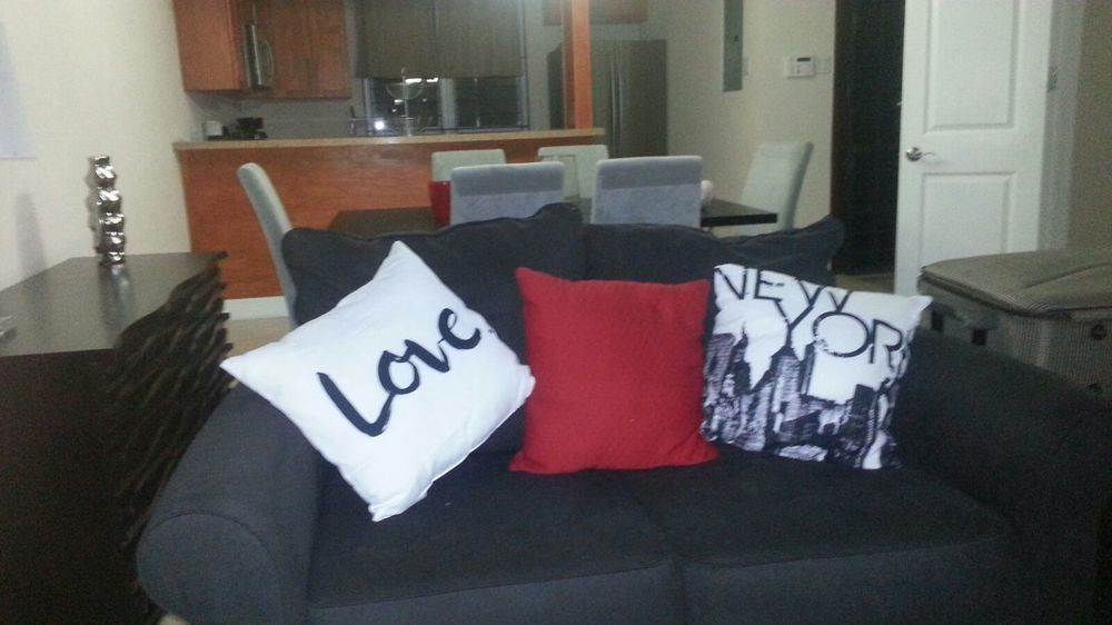 New Kingston Guest Apt At Sonoma Estate מראה חיצוני תמונה