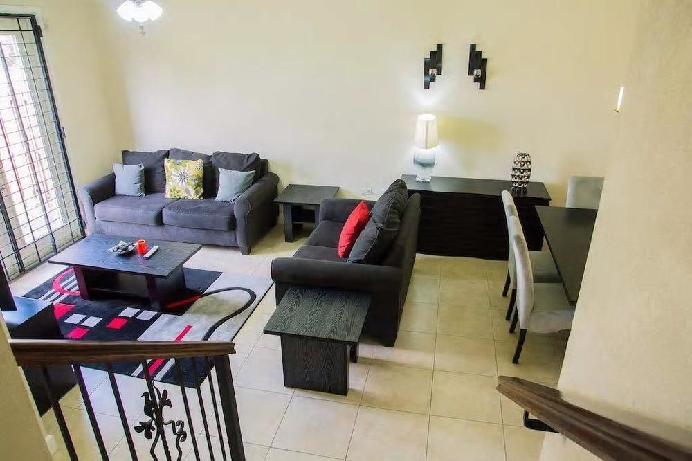 New Kingston Guest Apt At Sonoma Estate מראה חיצוני תמונה
